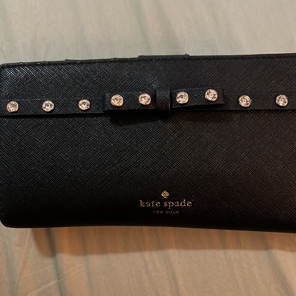 Kate Spade Wallet - Picture 2 of 5